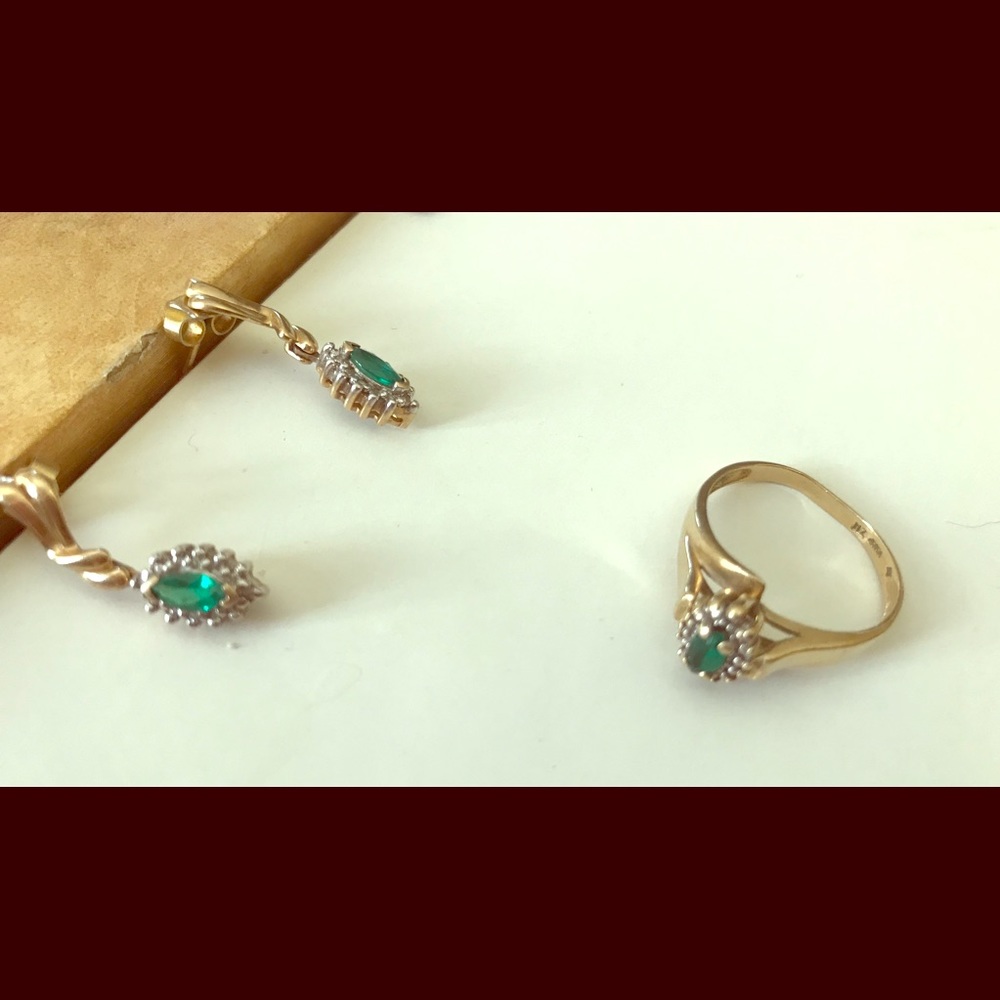 REAL Emerald and Diamond Set